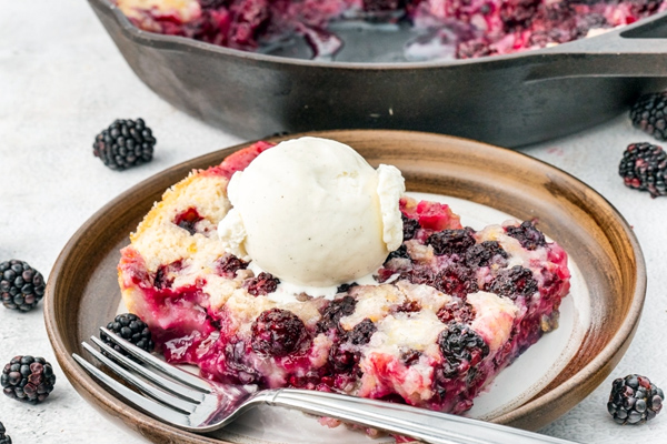 Oregon Blackberry Cobbler